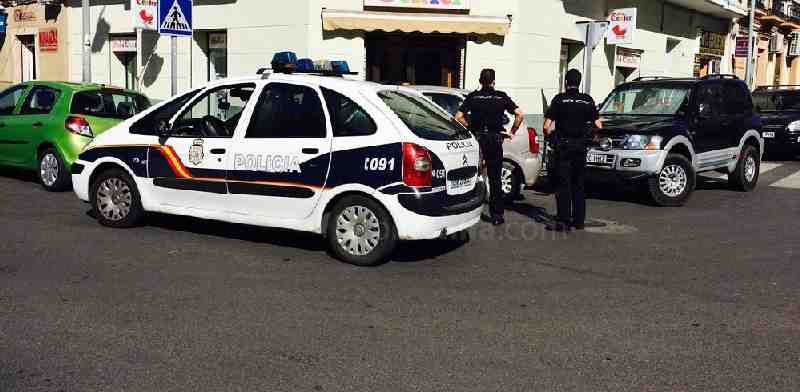 La Policía Nacional detiene en la misma noche a tres individuos como presuntos autores de delitos contra la propiedad