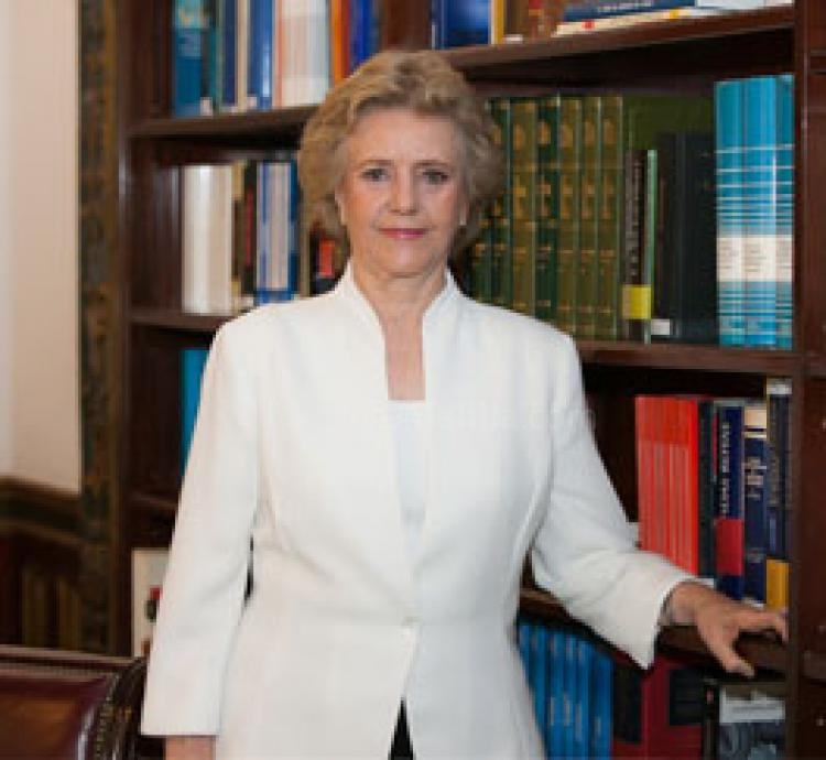 Soledad Becerril, Defensora del Pueblo