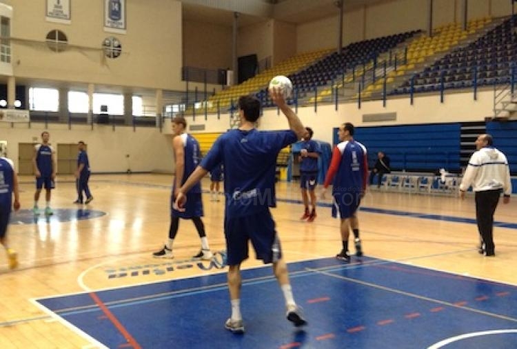 Un momento del entrenamiento de Melilla Baloncesto