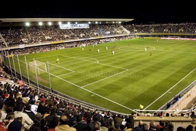 El precioso "Nuevo Estadio Cartagonova", escenario del partido de este domingo a partir de las 12,00