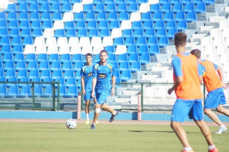 La U.D. Melilla prepara tácticamente el partido del domingo