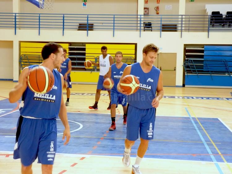 El Melilla Baloncesto continua con el trabajo de pretemporada