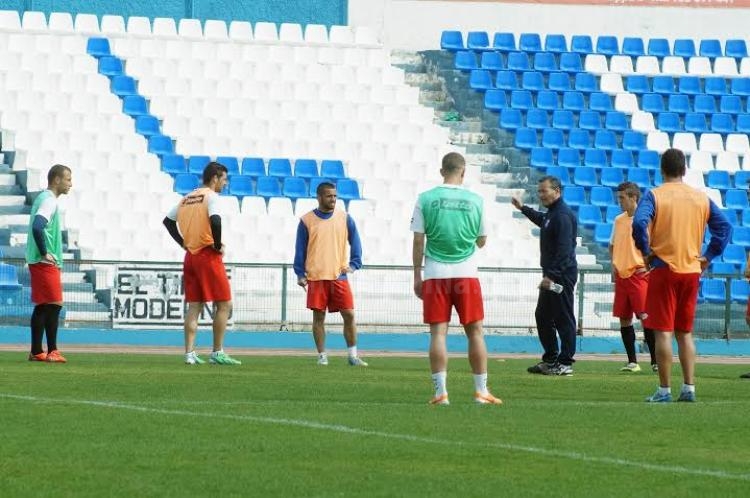 La U.D. Melilla apura los entrenamientos con el Écija Balompié en el horizonte