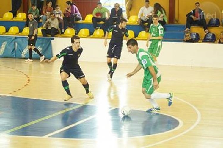 A costa de la victoria ante el Kent, el filial de Melilla FS abandona el farolillo rojo (4-3)