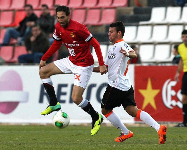 Juanjo, ex jugador del Nastic de Tarragona, la cara nueva del entrenamiento de este lunes