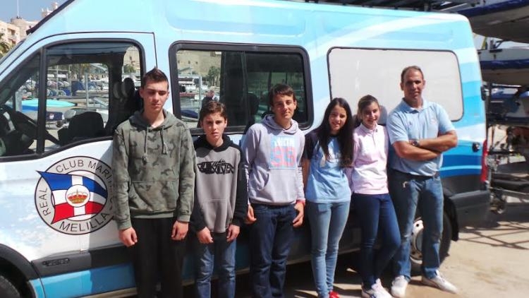 Vela: El equipo de regatas del RCM de Melilla participa en la Copa de Andalucía Laser