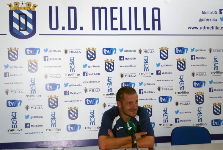 Fernando Currás debutará como nuevo técnico azulino este fin de semana en Almería