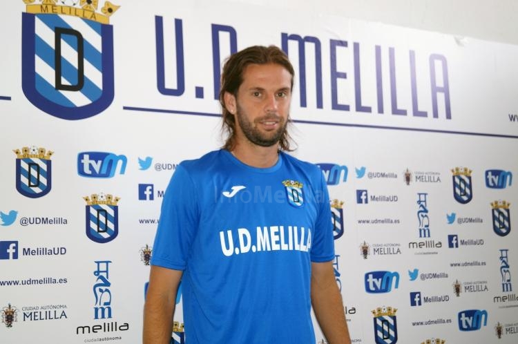 Unión Deportiva Melilla: Presentada la Camiseta de la Afición
