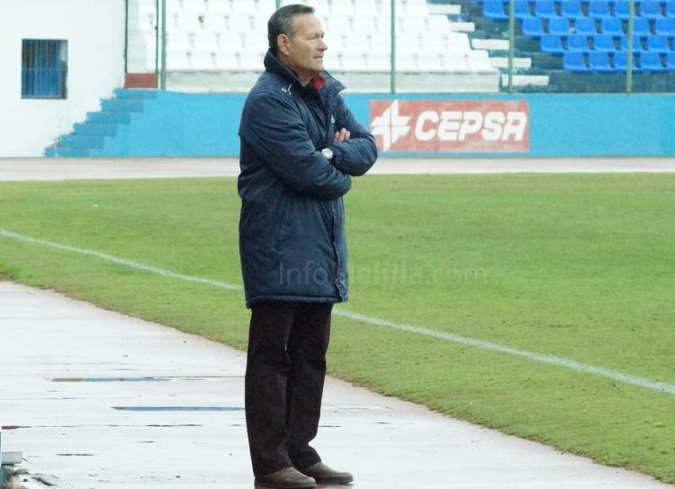 Juan Moya, técnico de la Unión Deportiva Melilla