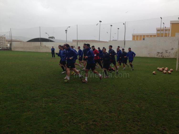 La U.D. Melilla regresa al trabajo tras el partido de Cáceres