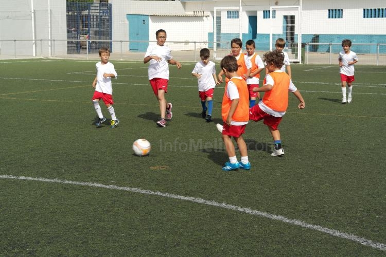 Sesenta niños y niñas disfrutarán de la tercera edición del Campus Soccer Melillaesdeporte.es