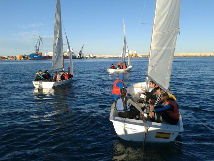 Deportes Náuticos: Alta participación en el Curso de Monitor de Vela y Windsurf