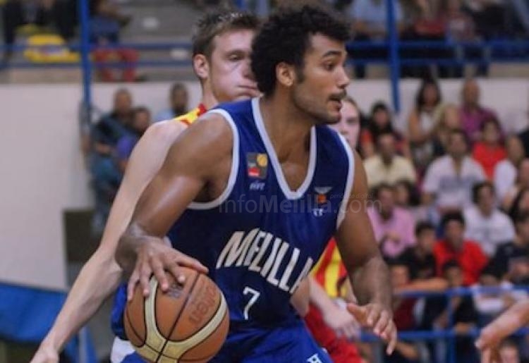 Partidazo el de Devin Wrigth, quien aportó no sólo 18 puntos sino un total de los 11 rebotes