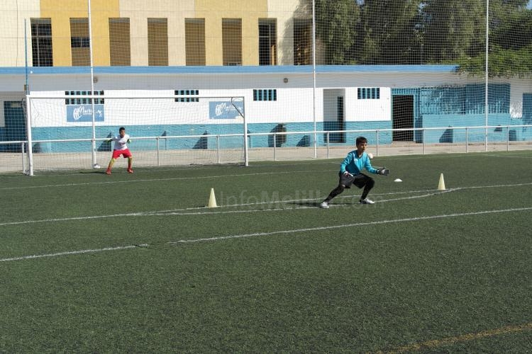 Los futbolistas del Campus Soccer Melillaesdeporte.es inciden en la táctica y la estrategia