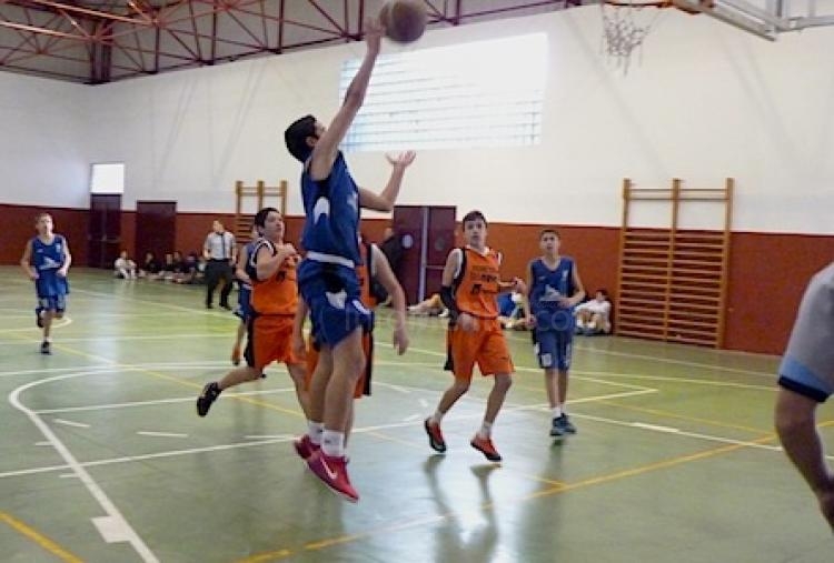 Baloncesto Cantera: Tan solo tres encuentros se disputaron este fin de semana