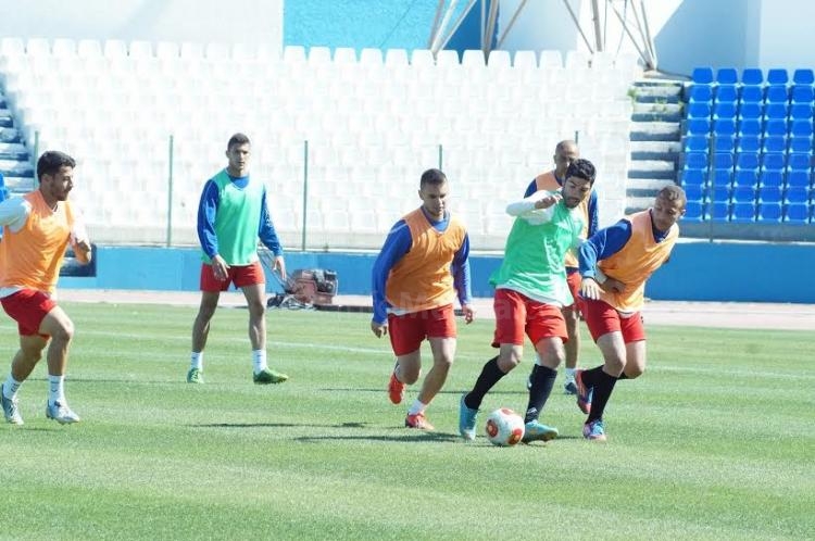 La U.D. Melilla prepara tácticamente el partido frente al C.D. El Palo