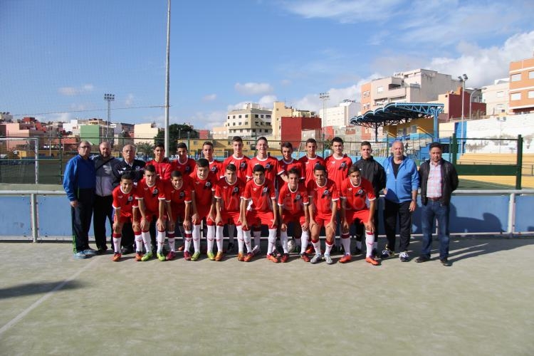 Los seleccionados en categoría cadete con su técnico al frente