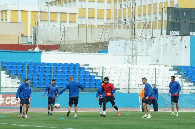 La U.D. Melilla apura sus entrenamientos con la mirada puesta en el choque del domingo