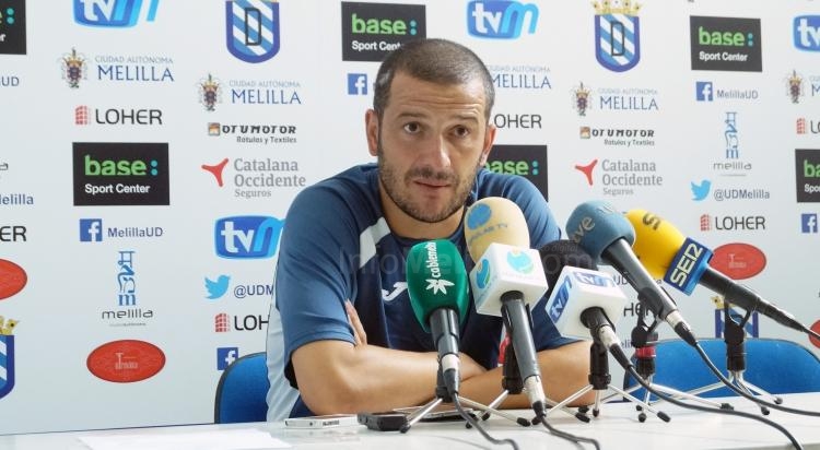 Fernando Currás en rueda de prensa tras el partido ante el Córdoba B