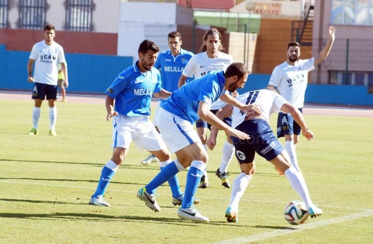 La U.D. Melilla completa el penúltimo entrenamiento semanal