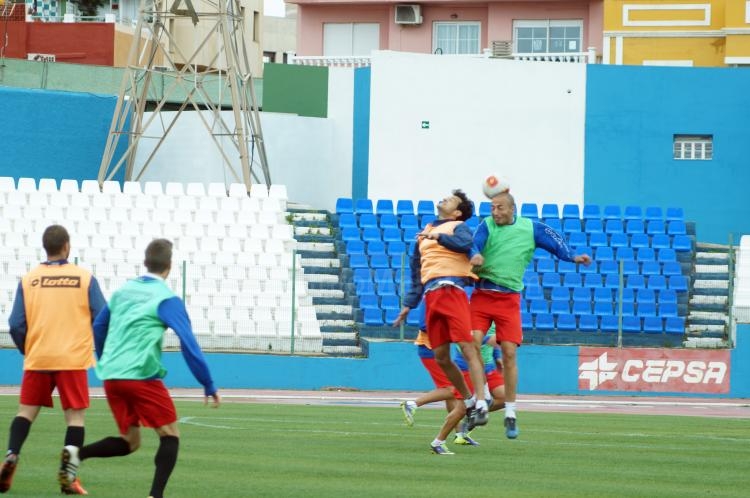 Unión Deportiva Melilla: Todo preparado para recibir al C.D. El Palo