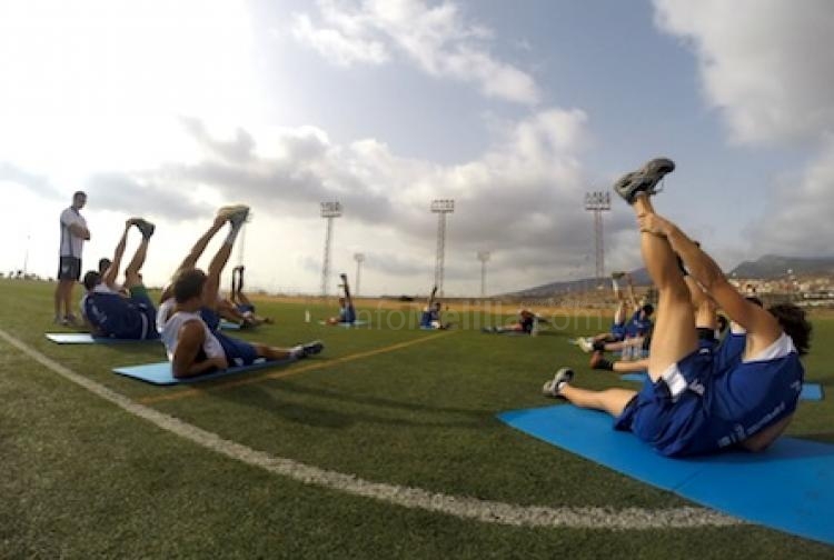 El Melilla Baloncesto se ejercita por última vez esta pretemporada en la Ciudad del Fútbol