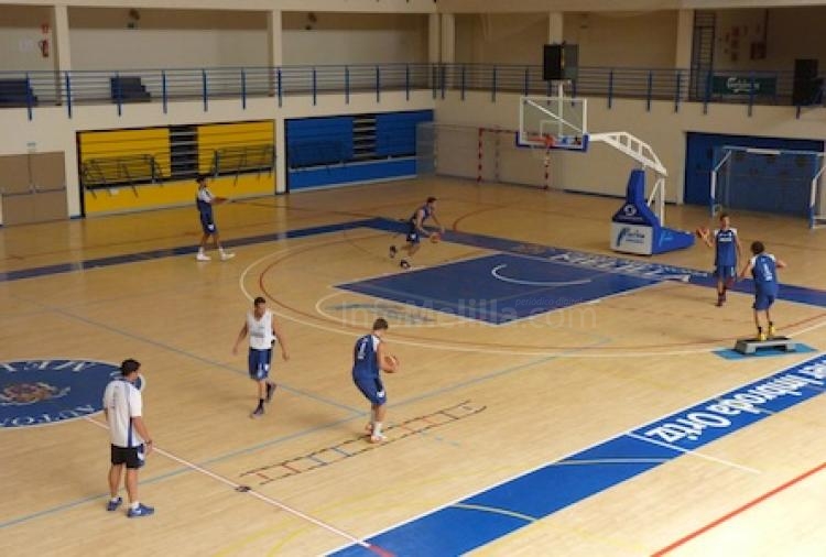 Intensa mañana de trabajo para los jugadores del Decano