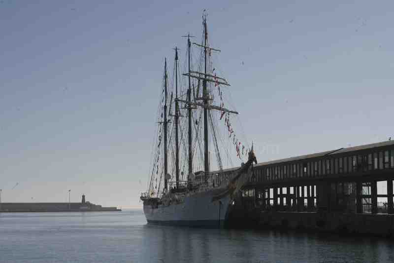 El buque-escuela ‘Juan Sebastian de Elcano’ llega a Melilla