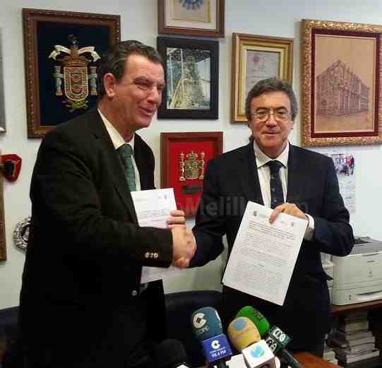 Miranda y Calzado han sido los encargados de firmar los convenios