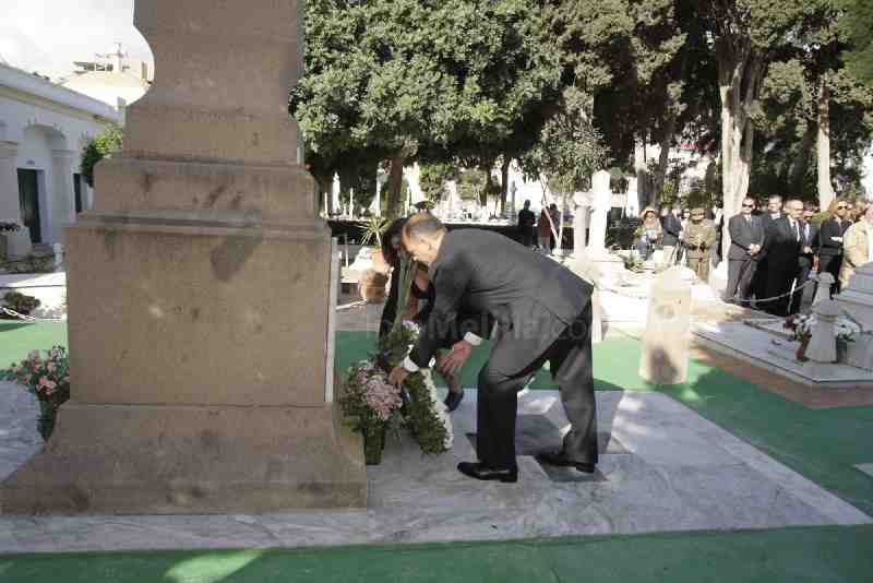 Melilla recuerda a sus fallecidos más ilustres en el tradicional homenaje insitucional del día 2 de noviembre