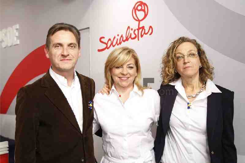 Rojas junto a Escobar y Elena Valenciano, cabeza de lista del PSOE para las elecciones europeas