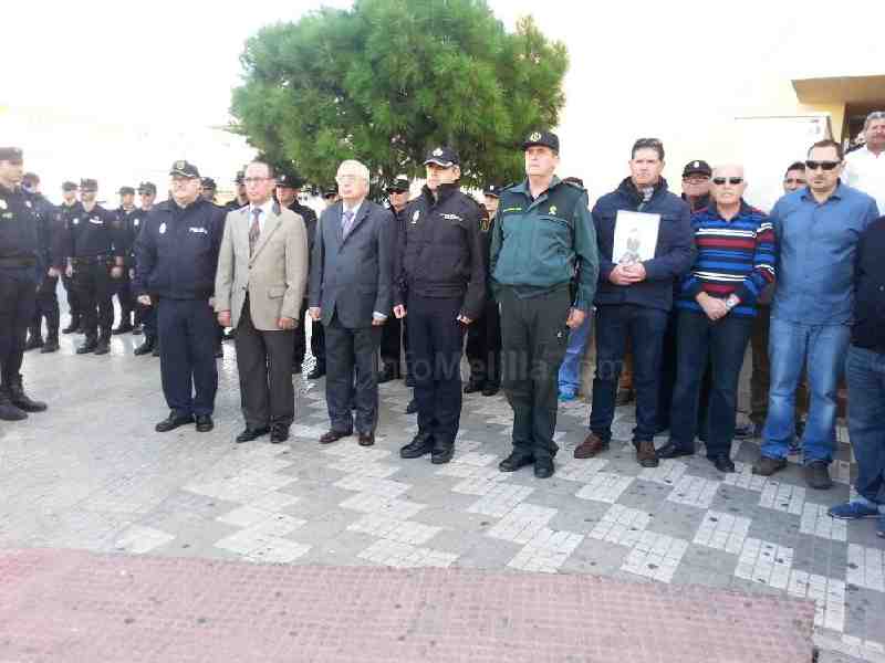 Melilla muestra su dolor y repulsa por la muerte de una agente de la Policía Nacional en Vigo