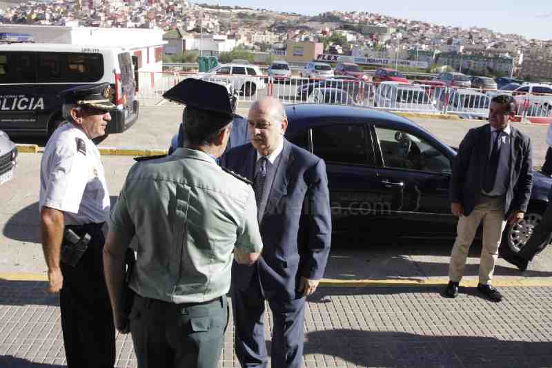 Interior se compromete con Melilla a "hacer todo lo posible" por abrir un nuevo paso fronterizo con Marruecos