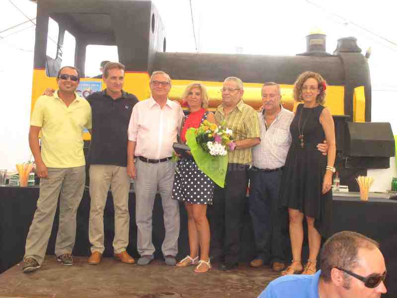 El PSOE rinde homenaje a Ricardo Ruiz Varea y Loli ‘Richarte’ por sus 20 años de militancia