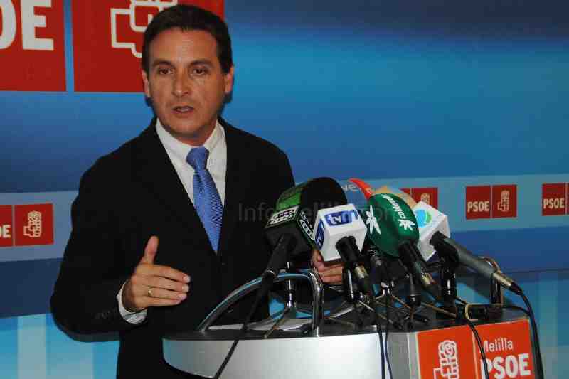 Escobar se compromete a que, cuando gobierne el PSOE, “Melilla va a recuperar las inversiones perdidas”
