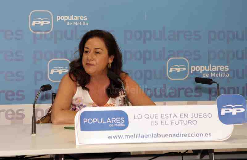 Cristina Rivas en rueda de prensa