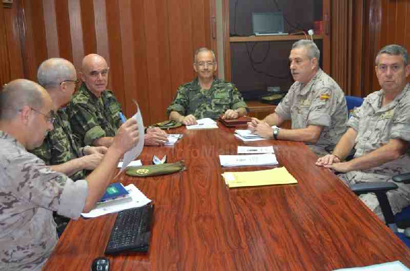 El teniente general jefe del mando de personal del Ejército de Tierra, culmina su visita de dos días a Melilla