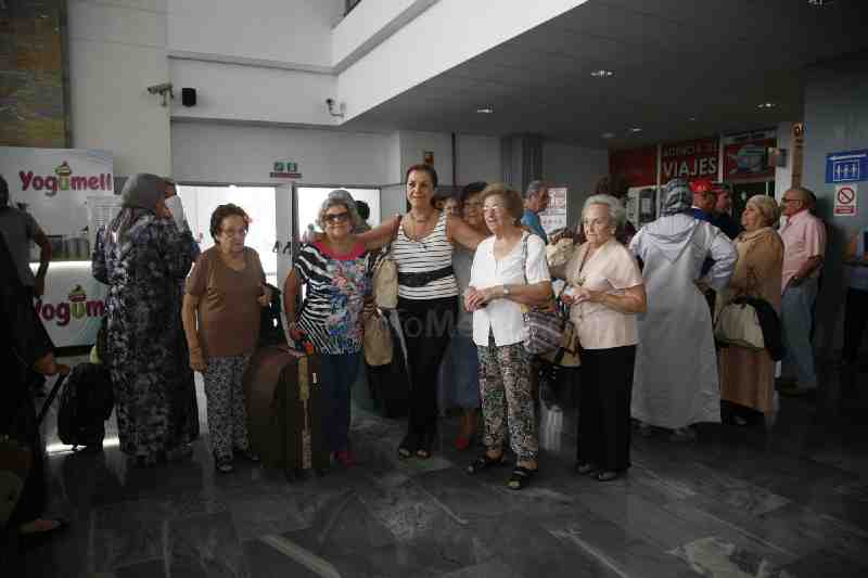 Parte el último grupo de participantes en los viajes balneterapéuticos rumbo a Lanjarón