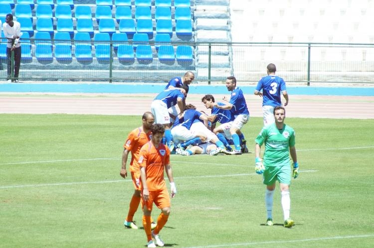 El Melilla arrasa a un Guadalajara necesitado de puntos para meterse en play-off (3-1)