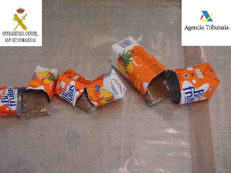 La Guardia Civil interviene 15 kilogramos de droga en cuatro nuevas actuaciones en puerto y aeropuerto