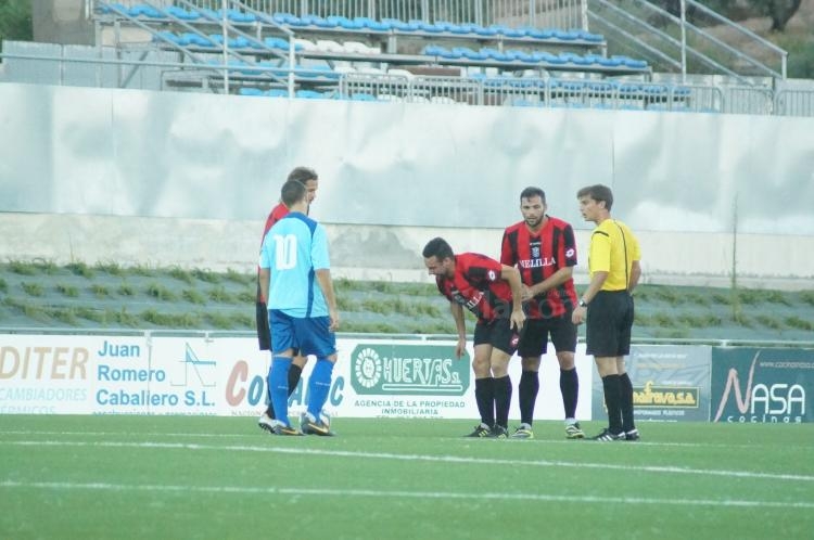 Primera derrota azulina de pretemporada, ante el Lucena y por 2-0