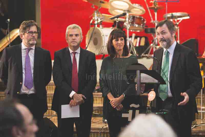 Gran acogida en el Instituto Cervantes al acto de clausura de la exposición Universo Melilla