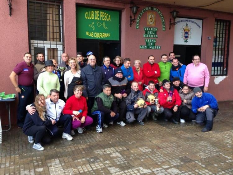 la habitual foto de familia de los participantes de la edición anterior, la 2013