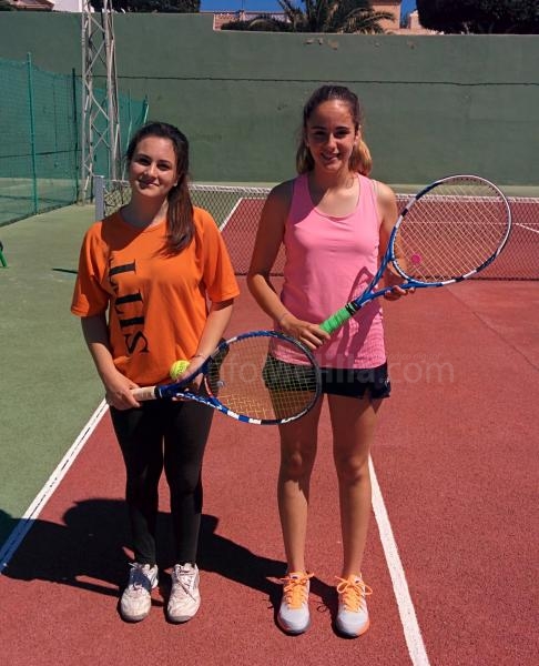 Belén Calero y Leonor Meliveo