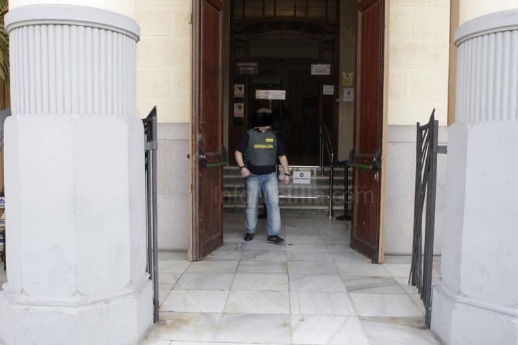 La Guardia Civil registra varias dependencias municipales en la continuación de la Operación Ópera