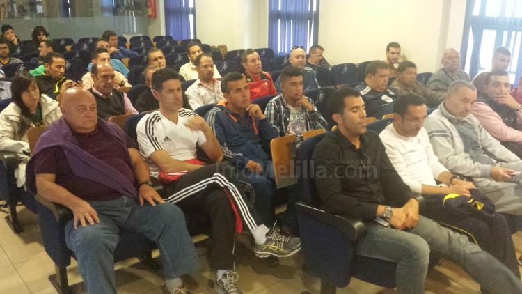 Federación Melillense de Fútbol:La II Mesa Redonda del fútbol local se desarrolla con un enorme éxito
