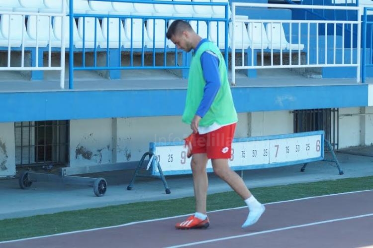 La U.D. Melilla prepara tácticamente el partido frente al C.D. El Palo
