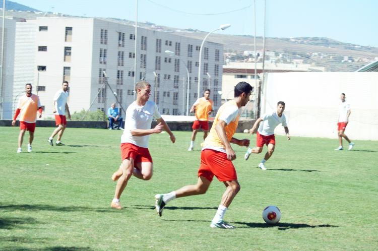 La U.D. Melilla realiza un entrenamiento compensatorio y regenerativo