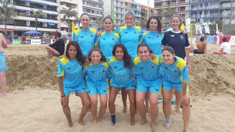 Fútbol Playa (Campeonato de España): Reacción tardía de las melillenses ante Cataluña (4-3)