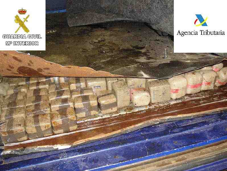 La Guardia Civil interviene más de 300 kilos de droga en cuatro actuaciones en el puerto de Melilla